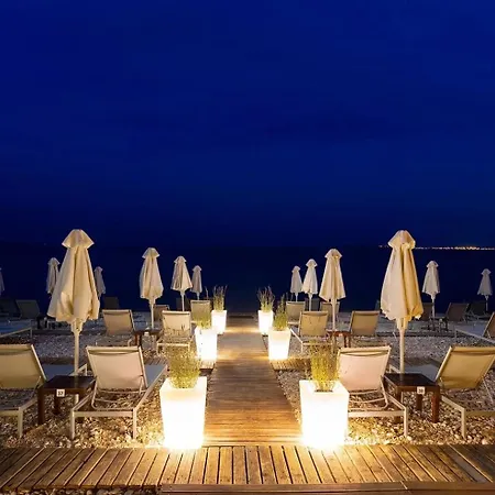 Blue Marine 2 Vip On The - Public Pool Барбати